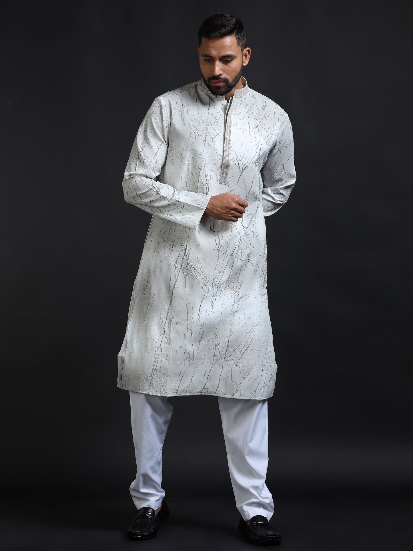 Men’s Charcoal Grey Double Toned Crush Pattern Kurta Set