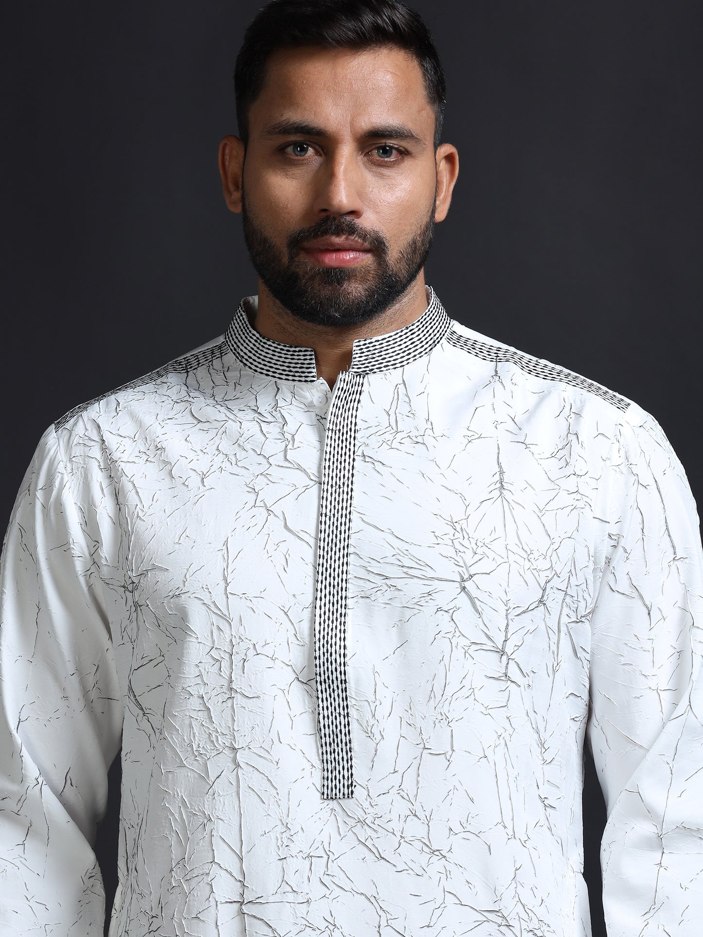 Men’s White Crush Pattern Kurta Set