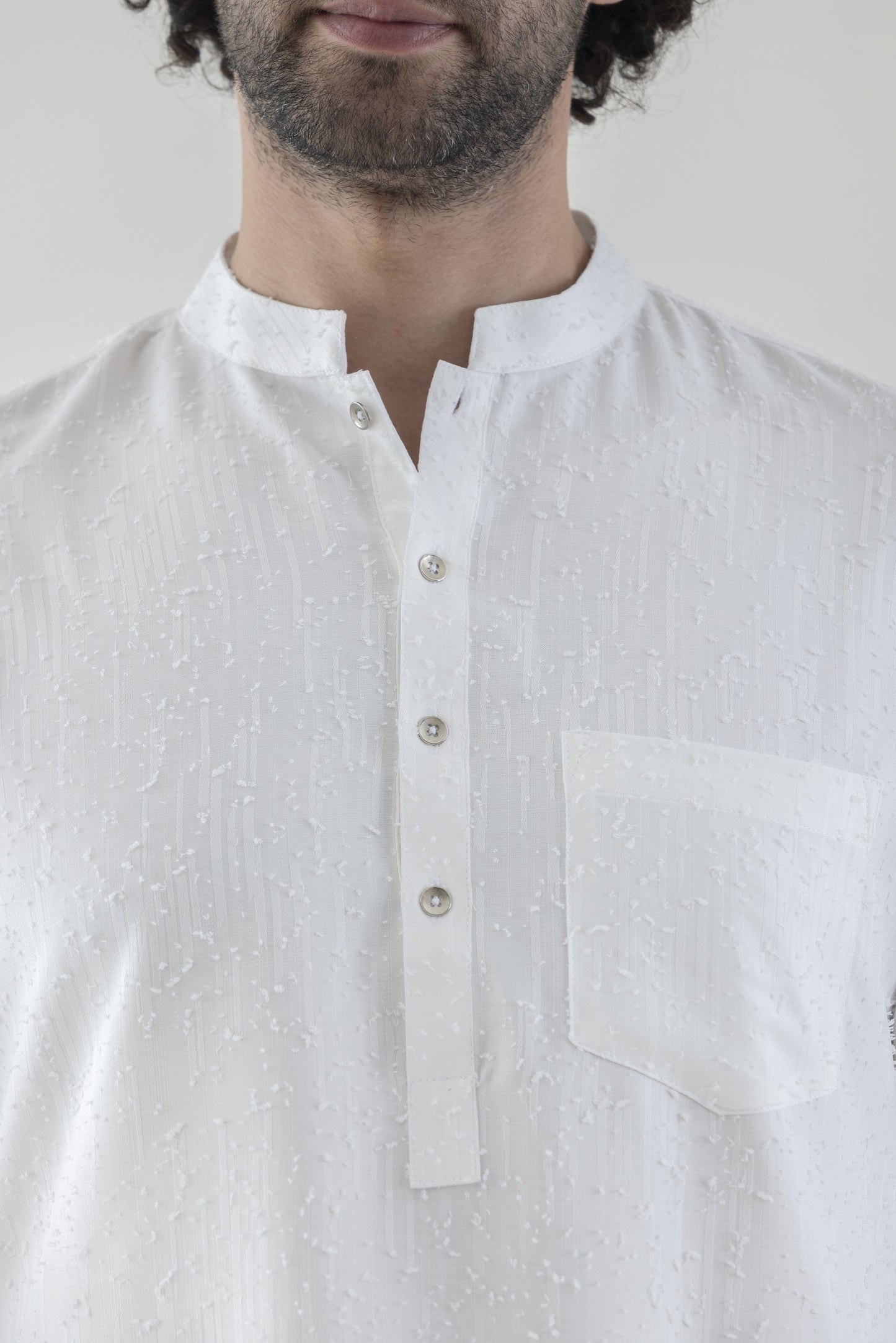 Men's white clipped pathani