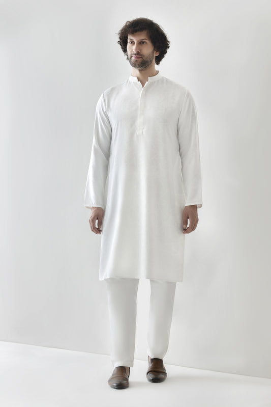 Men's white patterened kurta pyjama