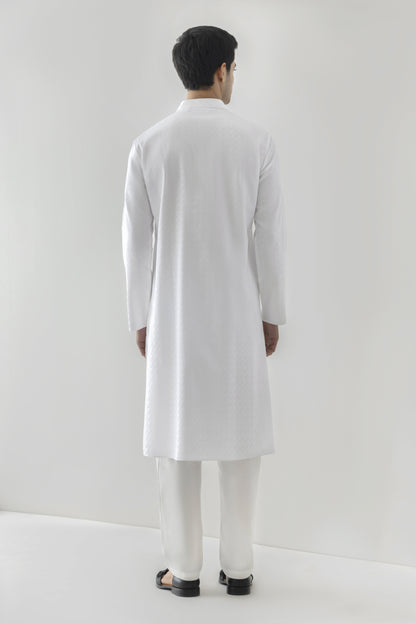 Men's white patterened kurta pyjama