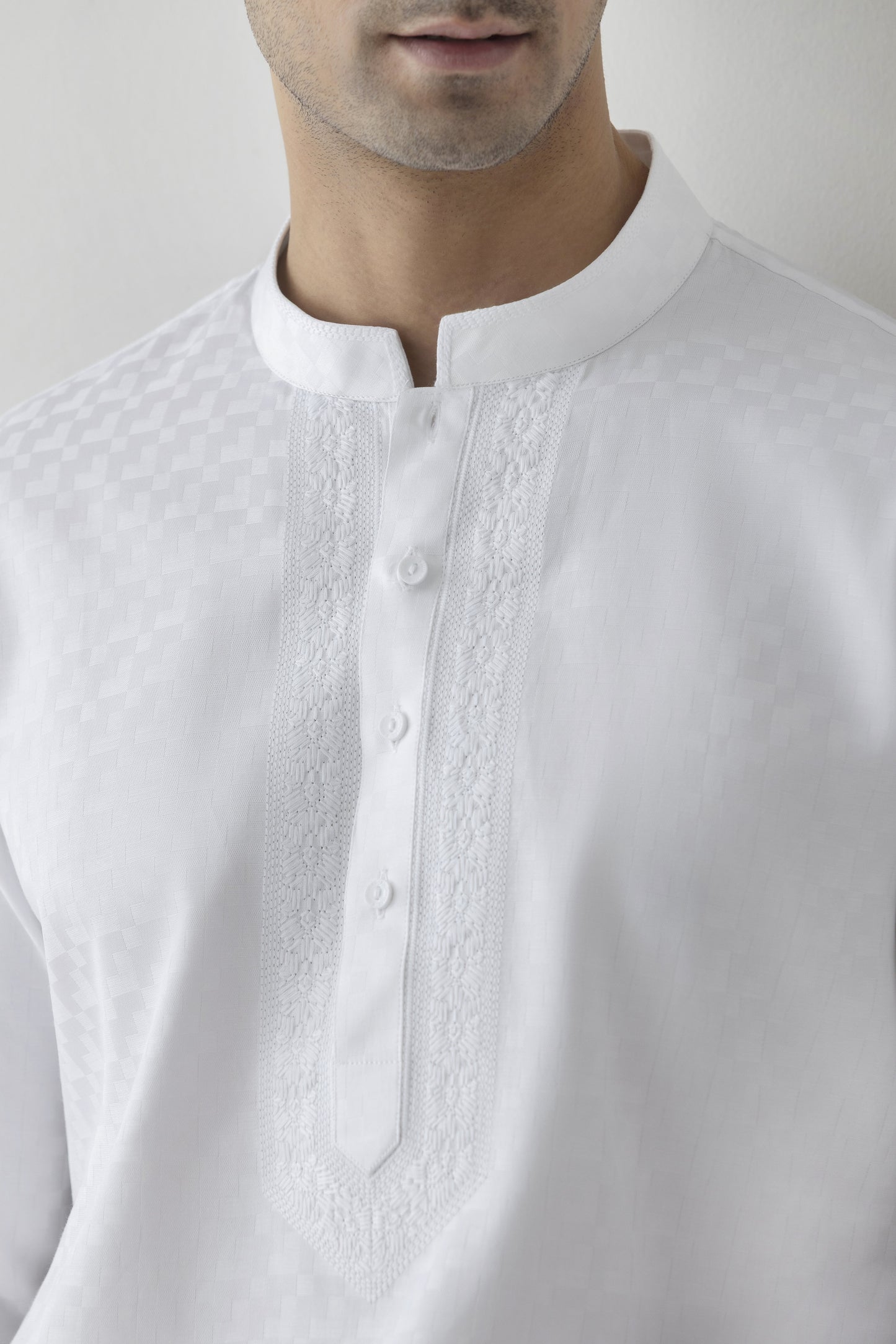 Men's white patterened kurta pyjama