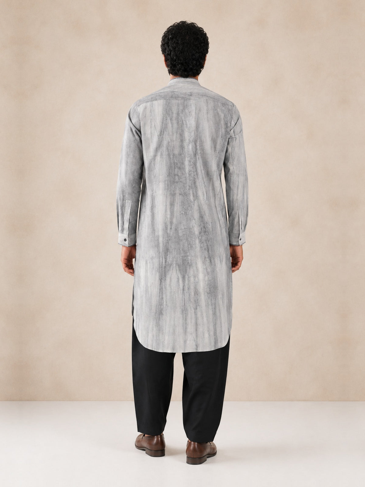 Men's grey smoked linen Pathani with black salwar, back view